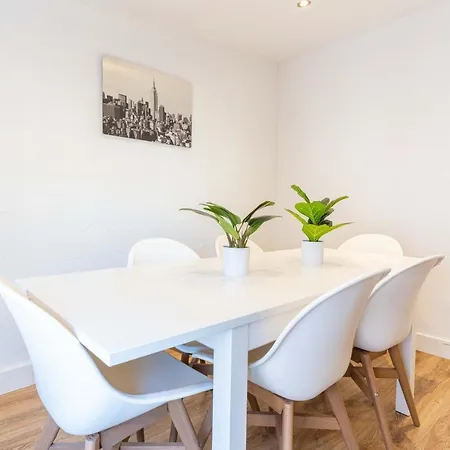 Reial 4 Apartman Tarragona